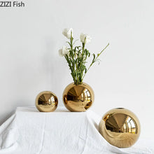 The Corri-Golden Vase